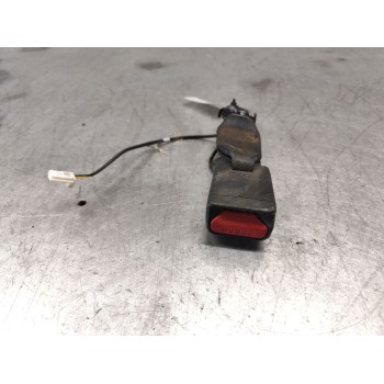 Recambio de enganche de cinturon trasero derecho para nissan juke (f16) acenta referencia OEM IAM   