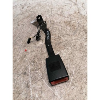 Recambio de enganche de cinturon delantero derecho para seat leon (1p1) 1.9 tdi referencia OEM IAM 5P0857756F  
