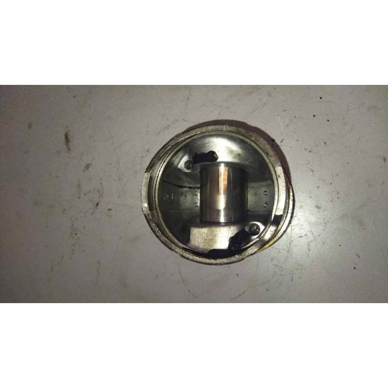 Recambio de piston para iveco eurotech (mt) fki 180 e 27 larga distancia referencia OEM IAM 98458996 4