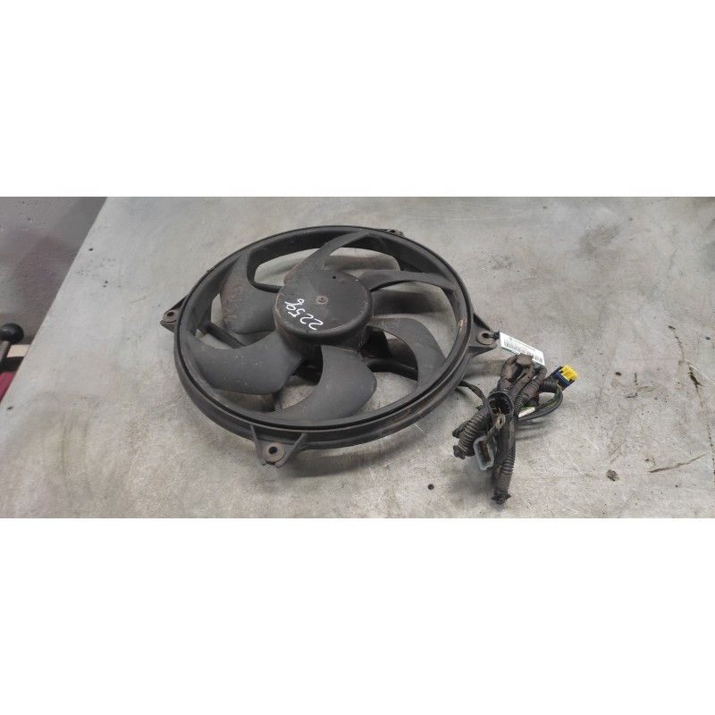 Recambio de electroventilador para citroën xsara picasso 1.6 16v hdi referencia OEM IAM   