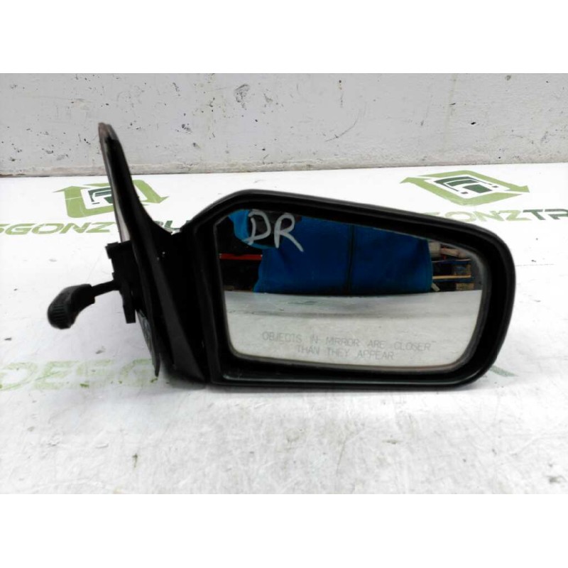 Recambio de retrovisor derecho para kia pride glxi familiar referencia OEM IAM KK10D69110B  