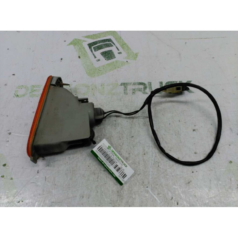 Recambio de piloto lateral derecho para kia pride glxi familiar referencia OEM IAM 0K21G51130A  