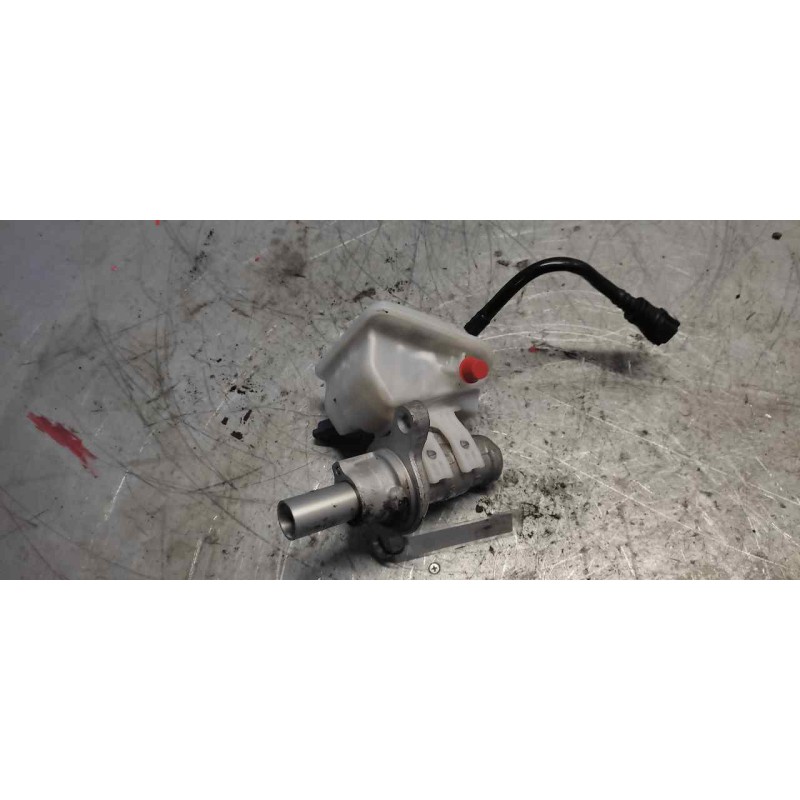 Recambio de bomba freno para citroën c4 coupe vts referencia OEM IAM - Negro 2