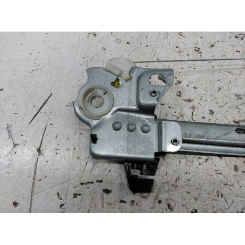 Recambio de elevalunas delantero derecho para citroën c3 1.4 sx referencia OEM IAM 2