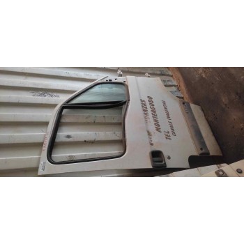 Recambio de puerta delantera derecha para renault master desde ´98 1.9 diesel referencia OEM IAM   