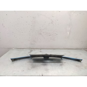 Recambio de rejilla delantera para peugeot 206 berlina xt referencia OEM IAM   