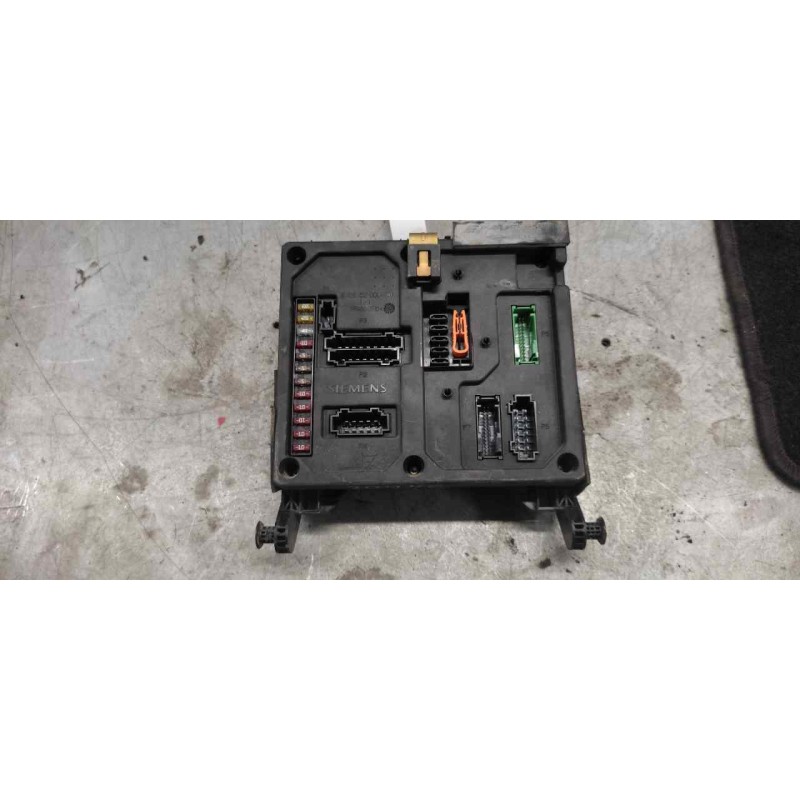 Recambio de caja reles / fusibles para volkswagen sharan (7m8) básico referencia OEM IAM 7M0962258K S108145300H 