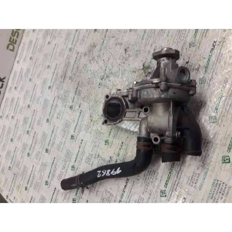 Recambio de bomba agua para volkswagen t4 transporter/furgoneta (mod. 1991) referencia OEM IAM 037121013A - Blanco 2