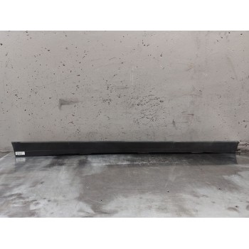 Recambio de estribo derecho para mercedes-benz gla (h247) gla 200 d (247.712) referencia OEM IAM   