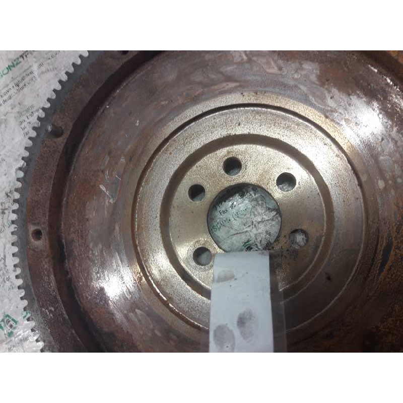 Recambio de volante motor para volkswagen t4 transporter/furgoneta (mod. 1991) referencia OEM IAM 032105221K - Blanco 2