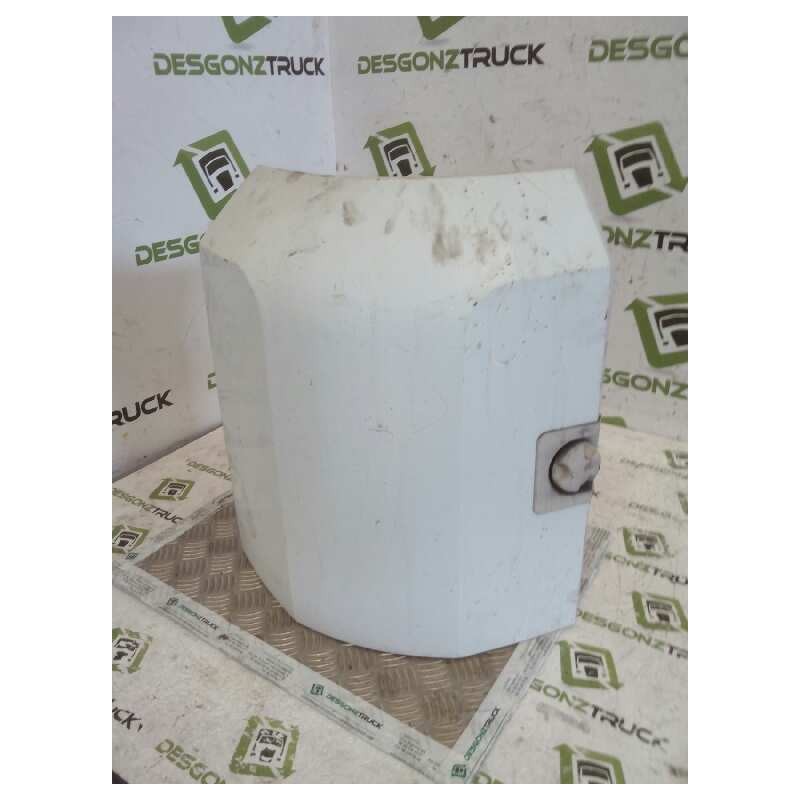 Recambio de deflector derecho para renault magnum ab 2005 cabina adel.tractor semirr. gv  4x2 4xx.18 gran espacio referencia OEM - Blanco