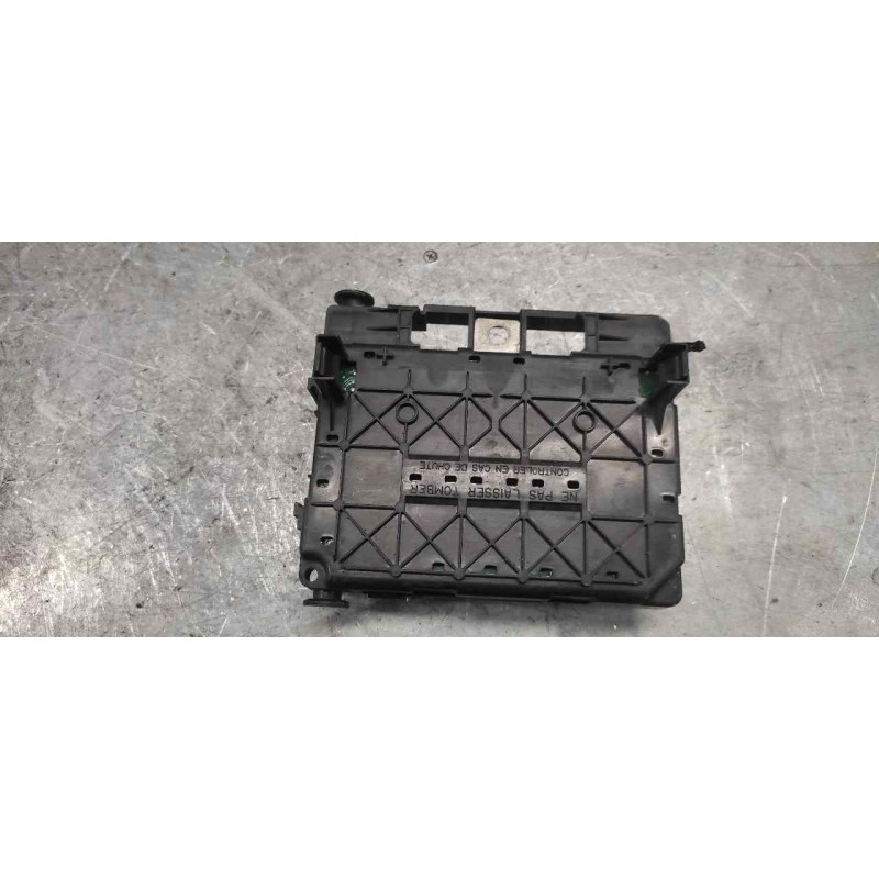 Recambio de caja reles / fusibles para peugeot 307 (s1) xs referencia OEM IAM 9650618480 3