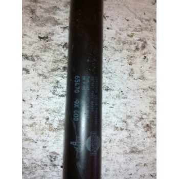Recambio de bombin calandra para nissan trucks atleon 35.13 referencia OEM IAM 654709X000  