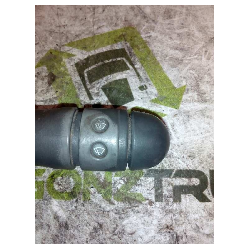 Recambio de mando limpia para ford fiesta berl./courier surf referencia OEM IAM - Blanco 2