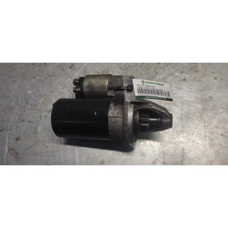 Recambio de motor arranque para ford fiesta (cbk) ambiente referencia OEM IAM 0001107417  10 DIENTES