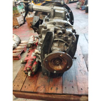 Recambio de caja cambios para nissan trucks atleon 140 referencia OEM IAM S542 1307050106 32010D8901
