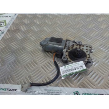Recambio de motor elevalunas delantero izquierdo para scania serie 4 (p/r 124 l) fsa 420 (4x2) e2/e3 corto cr 13 / 14 b referenc