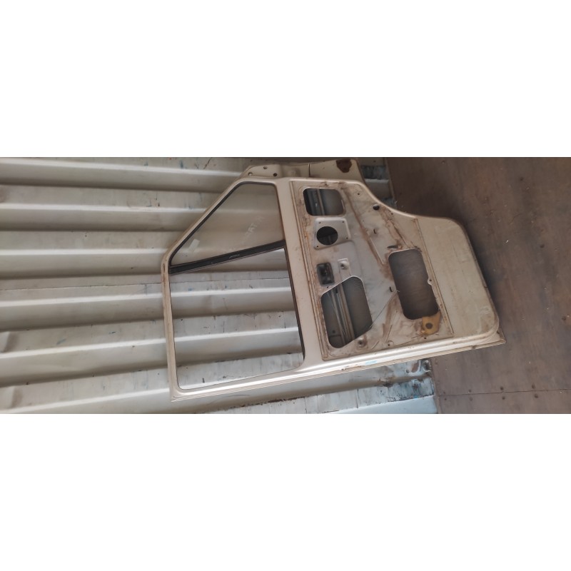 Recambio de puerta delantera izquierda para renault trafic 1.6 referencia OEM IAM 2