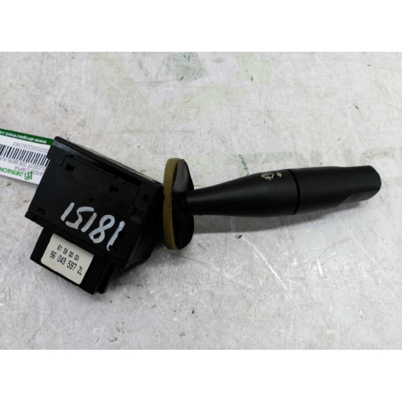 Recambio de mando limpia para peugeot 206 berlina xr referencia OEM IAM 96049597ZL  