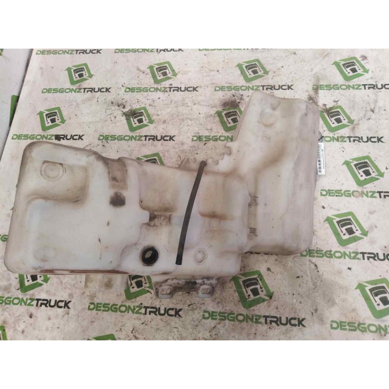 Recambio de deposito limpia para renault serie t fg 4x2 cabina high-sleeper referencia OEM IAM 82303046 82407406 