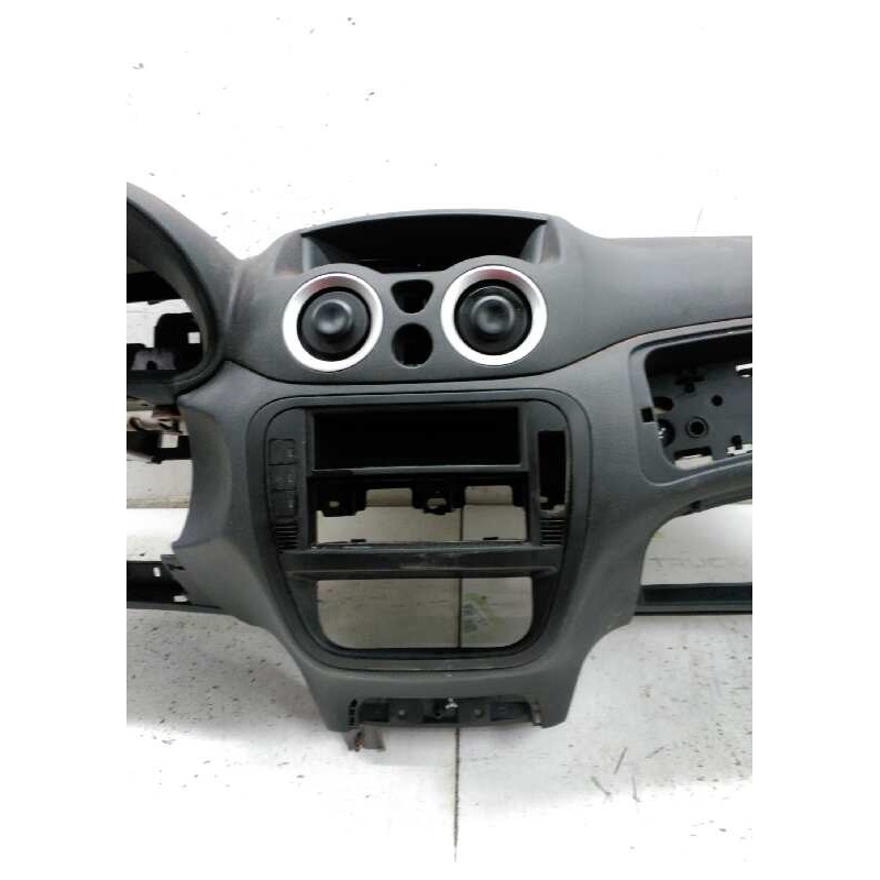 Recambio de salpicadero para citroën c3 1.4 sx referencia OEM IAM 3