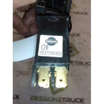 Recambio de boton antiniebla para nissan trucks atleon 35.13 referencia OEM IAM 253709X400  