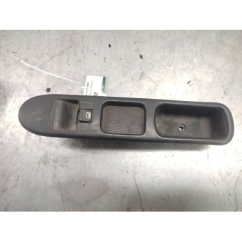 MANDO ELEVALUNAS DELANTERO DERECHO 7 PINS 
