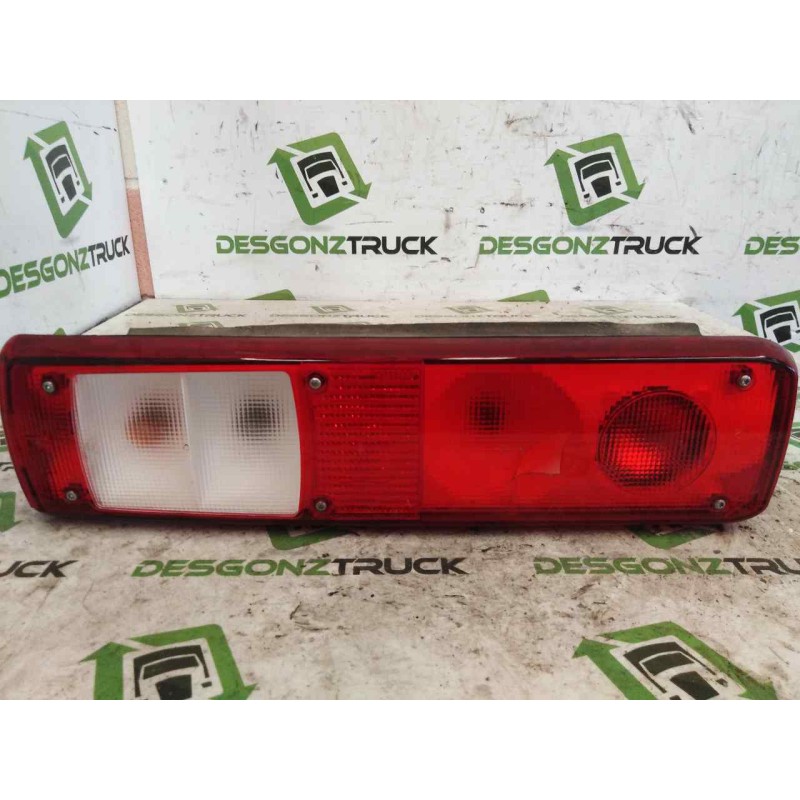 Recambio de piloto trasero izquierdo para renault serie t fg 4x2 cabina high-sleeper referencia OEM IAM 20769775  