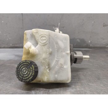 Recambio de bomba freno para peugeot 206 berlina xr referencia OEM IAM 31000620  