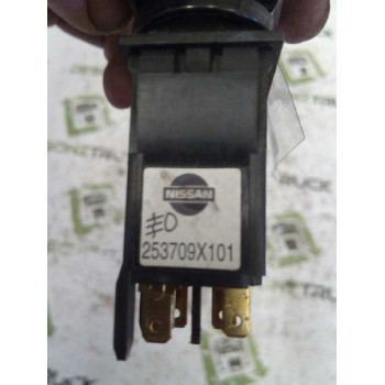 Recambio de boton antiniebla para nissan trucks atleon 35.13 referencia OEM IAM 253709X101  