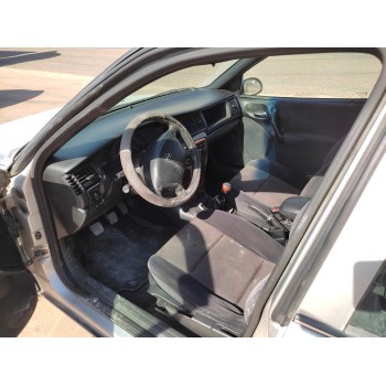 opel vectra b berlina del año 1998