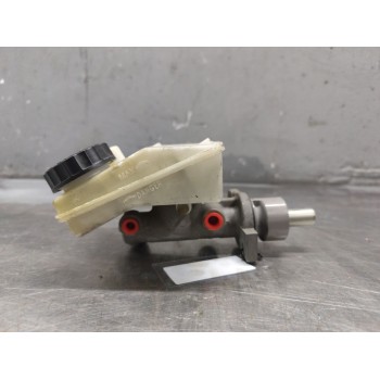 Recambio de bomba freno para peugeot 206 berlina xr referencia OEM IAM 31000620  