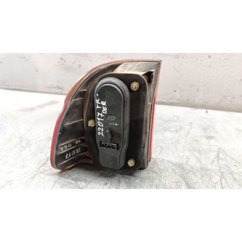 Recambio de piloto trasero derecho para bmw serie 5 touring (e39) referencia OEM IAM - Azul 2