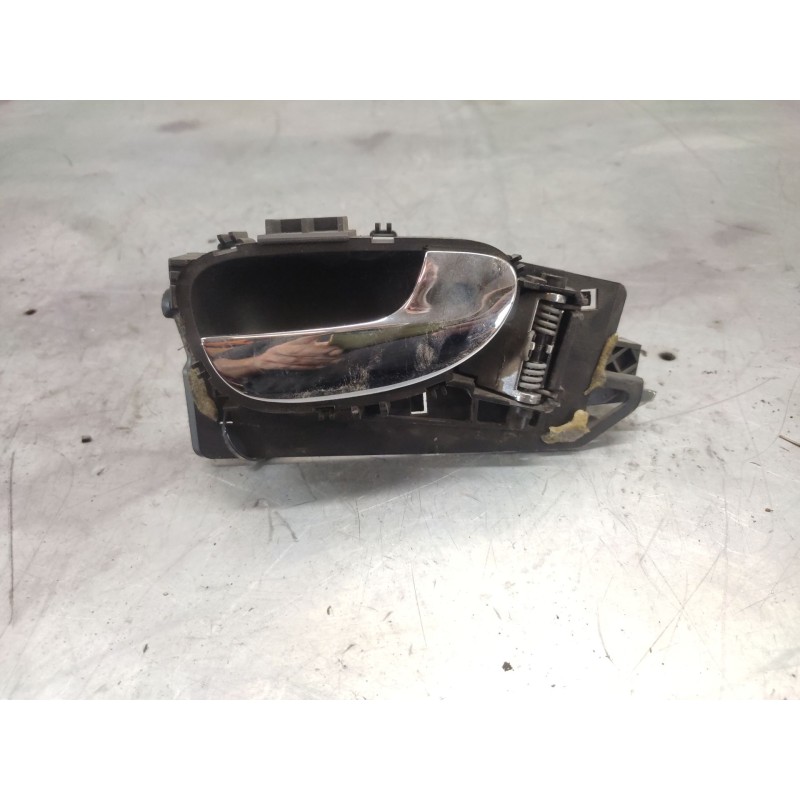 Recambio de maneta interior delantera derecha para peugeot 307 (s1) xr clim plus referencia OEM IAM 2