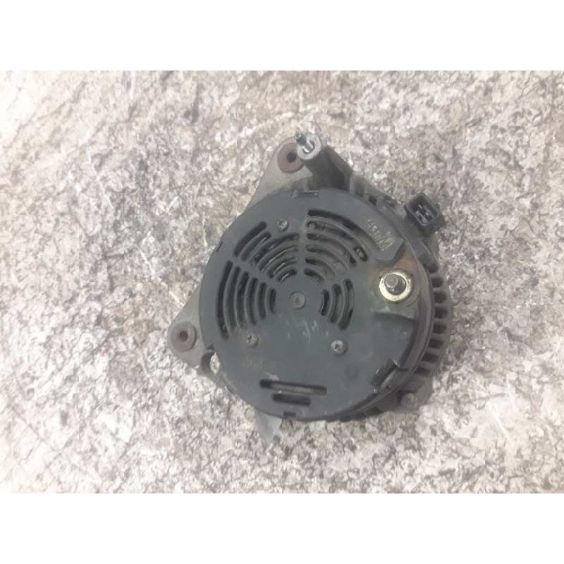 Recambio de alternador para seat ibiza (6k) básico referencia OEM IAM 0123310001 028903 BOSCH 3