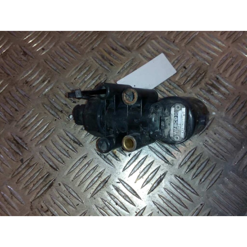 Recambio de valvula aire para man tg - a 18.460 fg / bb (e3/e4) l referencia OEM IAM 4410500120  ELECTRO VALVULA SENSOR ALTURA E - Blanco