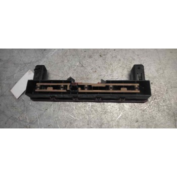 Recambio de piloto trasero central para citroën c4 coupe vts referencia OEM IAM   
