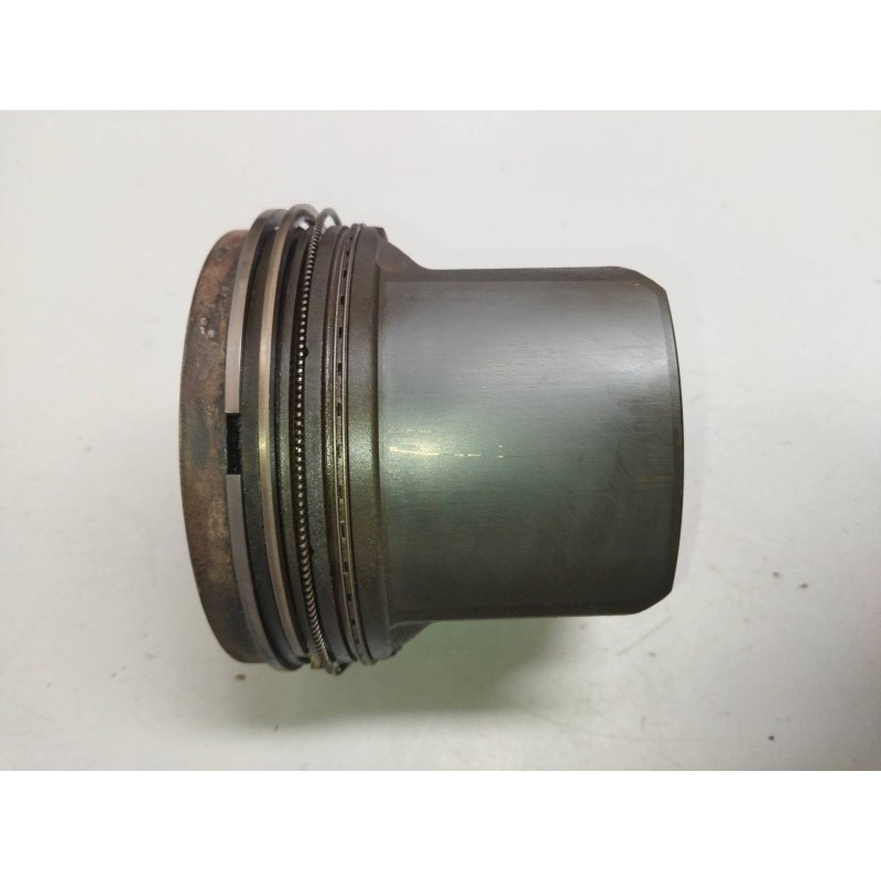 Recambio de piston para volvo fh xxx fg 4x2 low corto referencia OEM IAM 22106875  