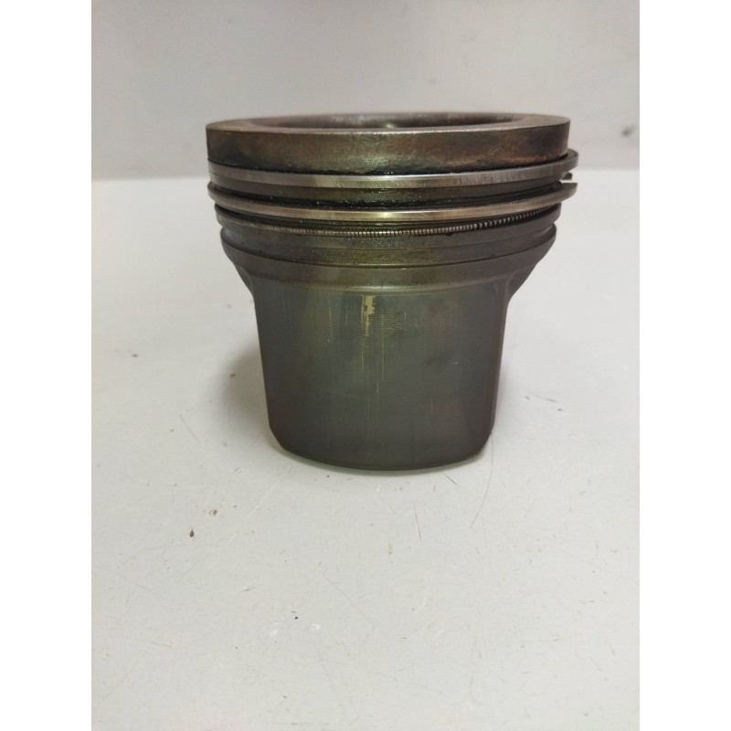 Recambio de piston para volvo fh xxx fg 4x2 low corto referencia OEM IAM 22106875  