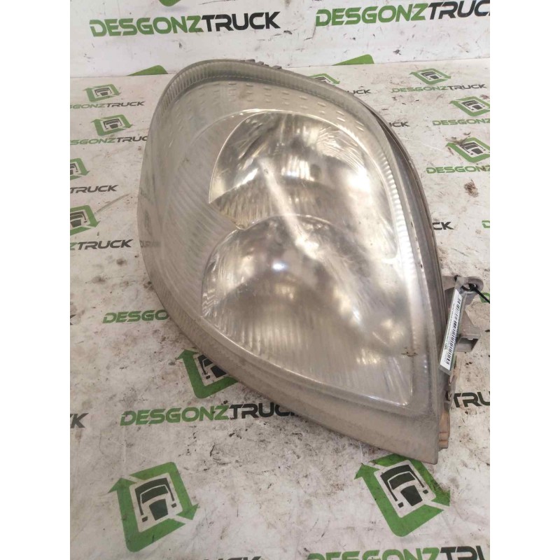 Recambio de faro derecho para renault mascott fg 120. 35/55/65 cabina individual referencia OEM IAM 8200163518  