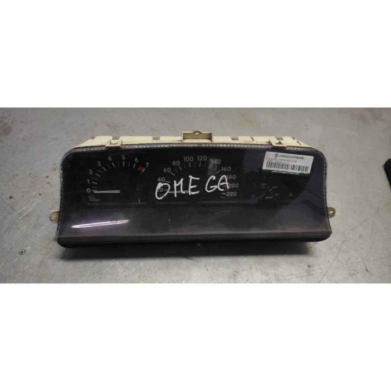 Recambio de cuadro instrumentos para opel omega a 2.0 referencia OEM IAM 90213468  