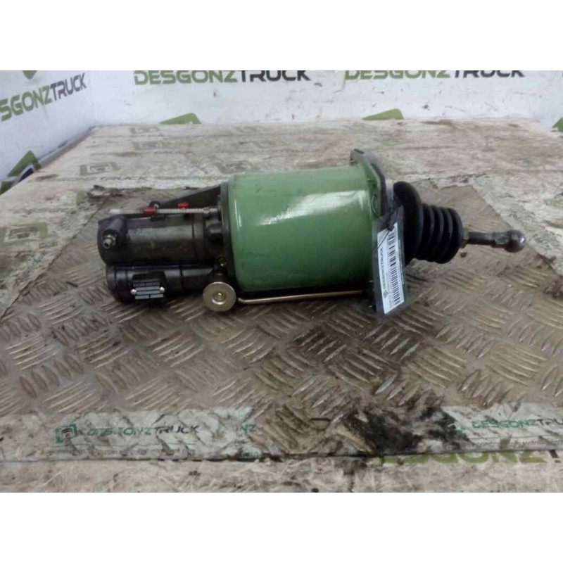Recambio de servo embrague para iveco eurocargo tector chasis  (modelo 150 e 24) tráfico urbano referencia OEM IAM VG3288 K00429 - Blanco