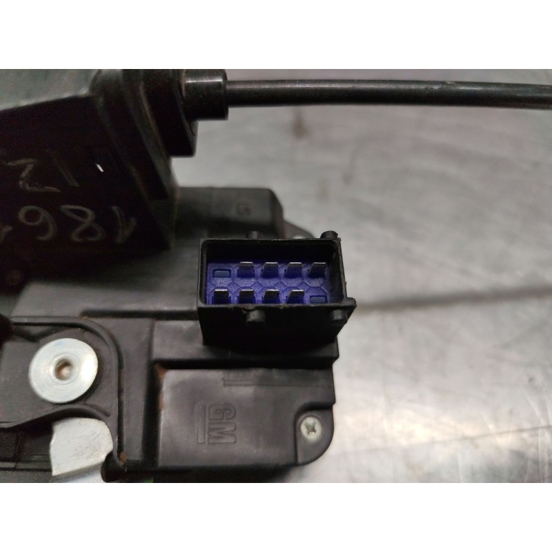 Recambio de cerradura puerta delantera izquierda para opel astra g berlina club referencia OEM IAM 24444015 - Negro 2
