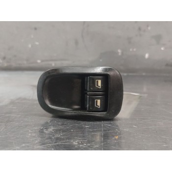 Recambio de mando elevalunas delantero izquierdo para peugeot 206 berlina xr referencia OEM IAM   