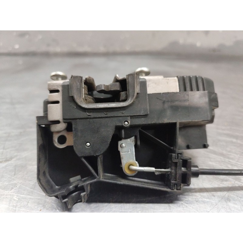 Recambio de cerradura puerta delantera izquierda para opel astra g berlina club referencia OEM IAM 24444015 - Negro 3
