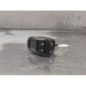 Recambio de mando elevalunas delantero izquierdo para peugeot 206 berlina xr referencia OEM IAM   