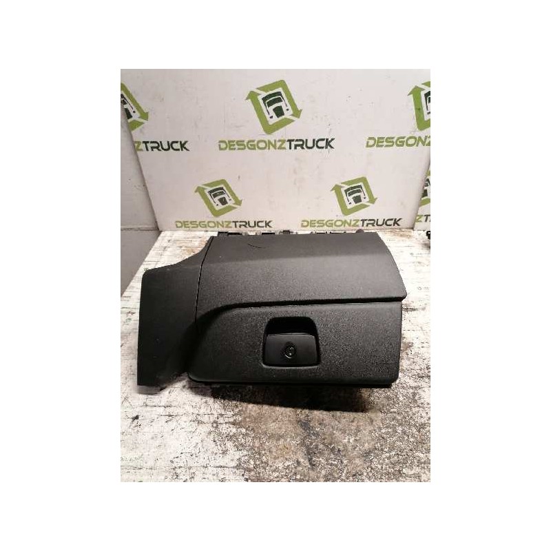 Recambio de guantera para fiat fiorino referencia OEM IAM 735643719  