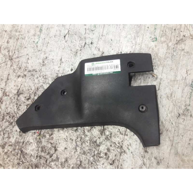 Recambio de moldura para ford transit, combi/bus 86/92 combi ft 100 largo referencia OEM IAM 86VB17C727ACW  