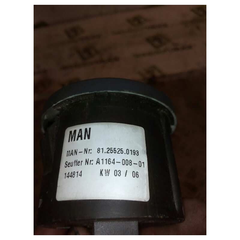 Recambio de mando luces para man tg - a 18.480 fg / bb (e3/e4) l referencia OEM IAM 81255250193 - Blanco 2