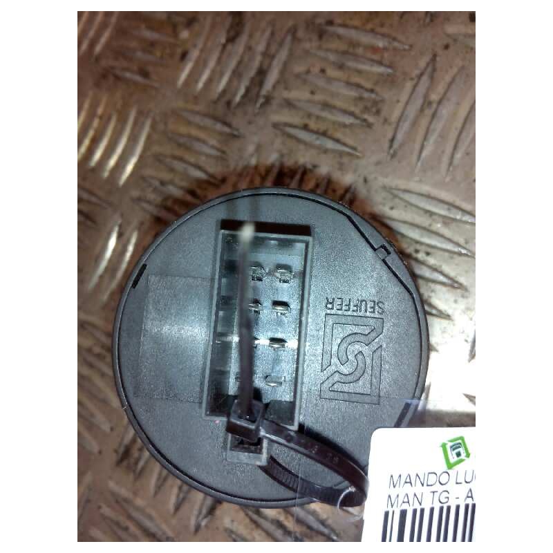 Recambio de mando luces para man tg - a 18.480 fg / bb (e3/e4) l referencia OEM IAM 81255250193 - Blanco 3